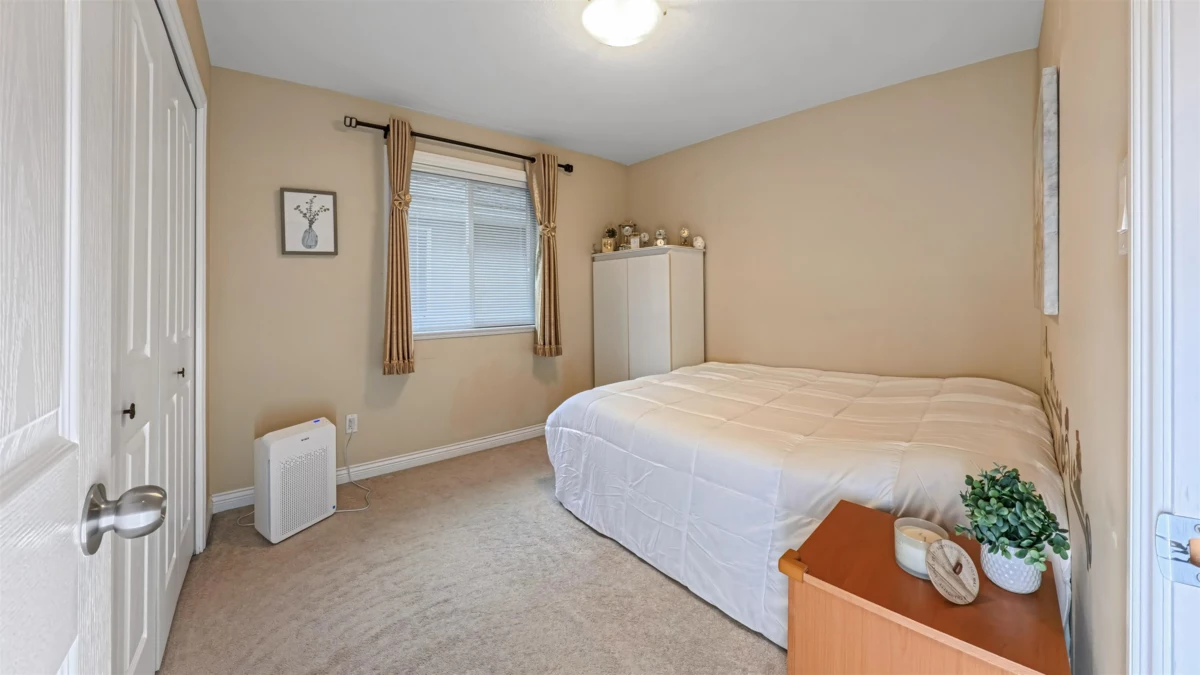 Powder Room Photo of 9073 No. 1 Road, Richmond, BC