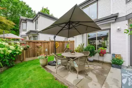 42 15840 84 Avenue, Surrey, BC, Surrey — Townhouse for sale