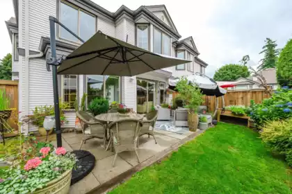 42 15840 84 Avenue, Surrey, BC, Surrey — Townhouse for sale