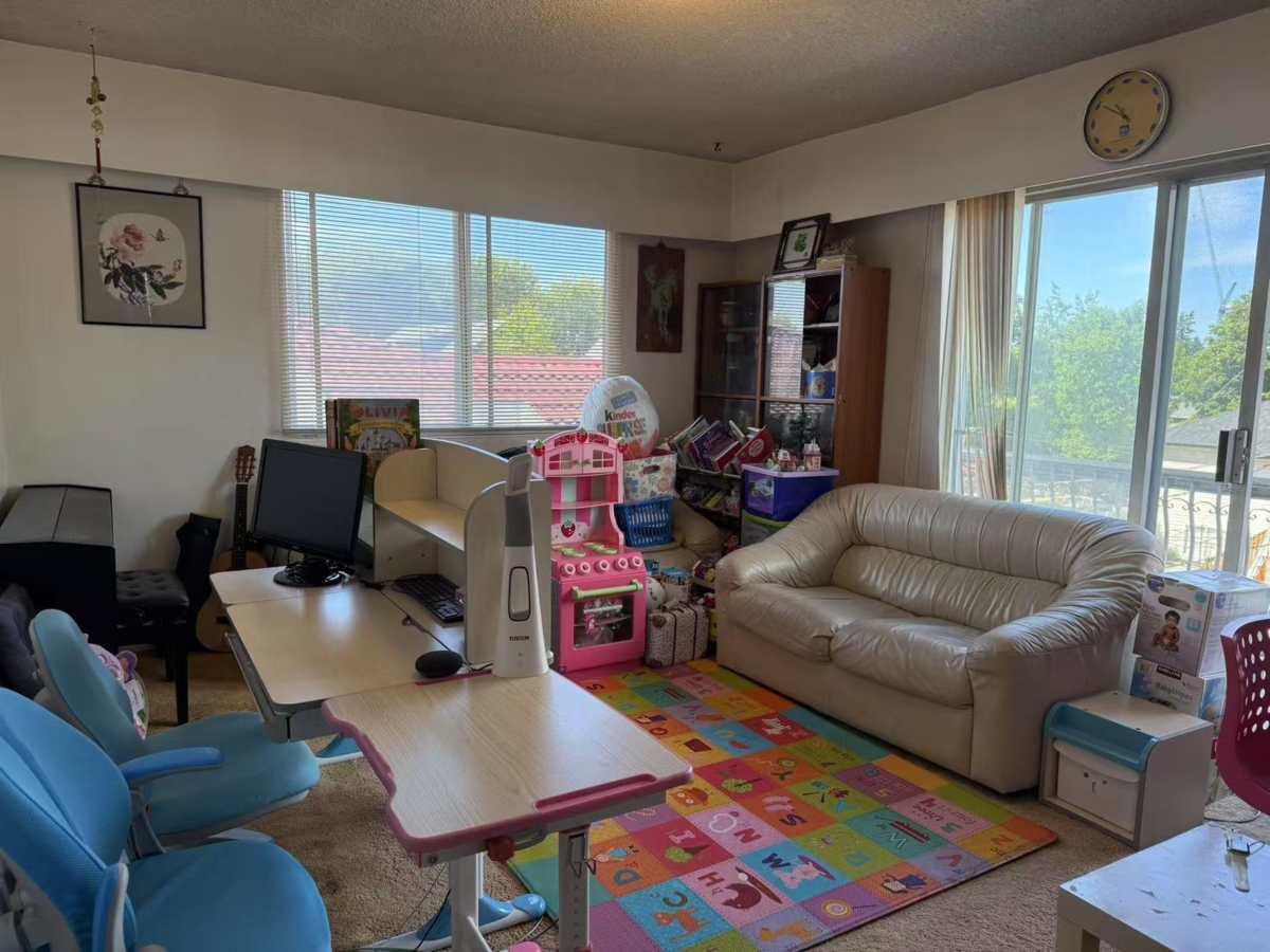 Family Room Photo of 5319 Somerville Street, Vancouver, BC