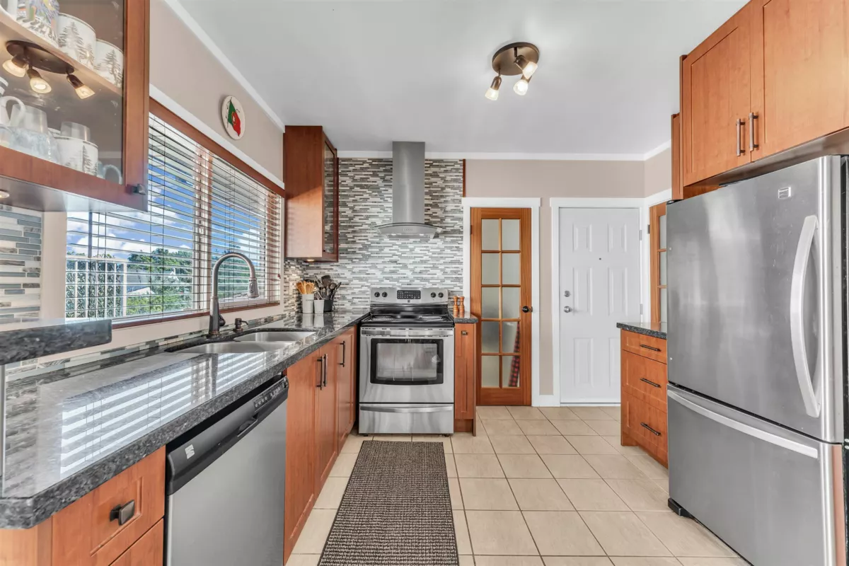 Breakfast Nook Photo of 4160 St. Catherines Street, Vancouver, BC