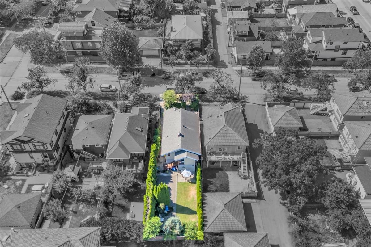 Hot Tub / Spa Photo of 4160 St. Catherines Street, Vancouver, BC