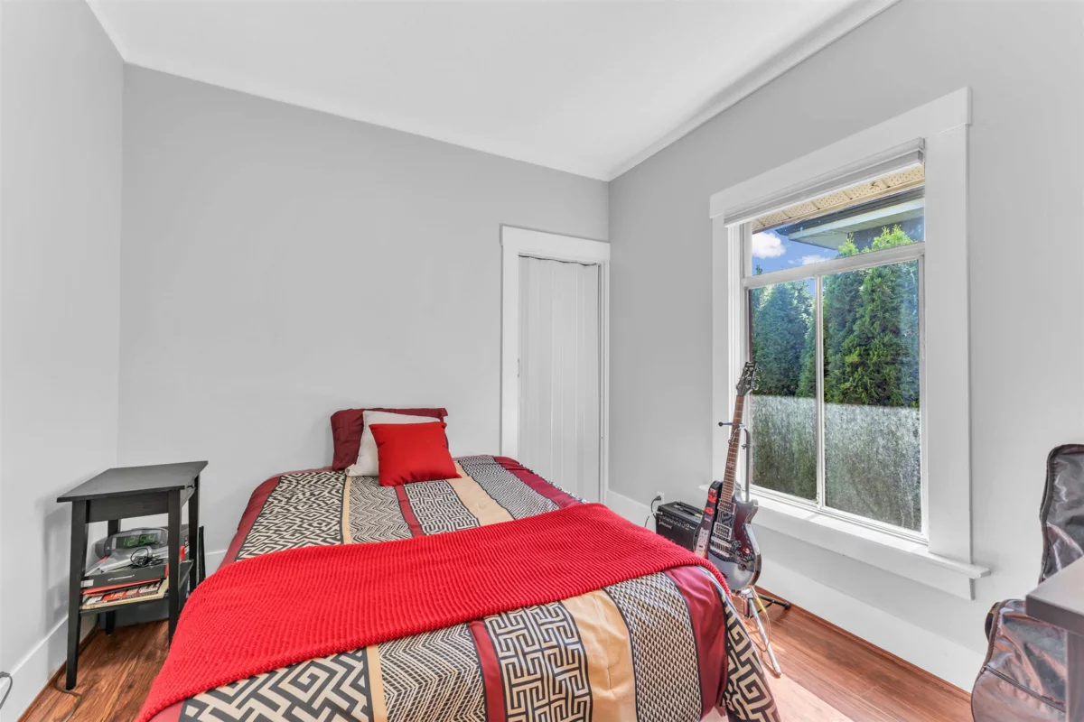 Laundry Room Photo of 4160 St. Catherines Street, Vancouver, BC