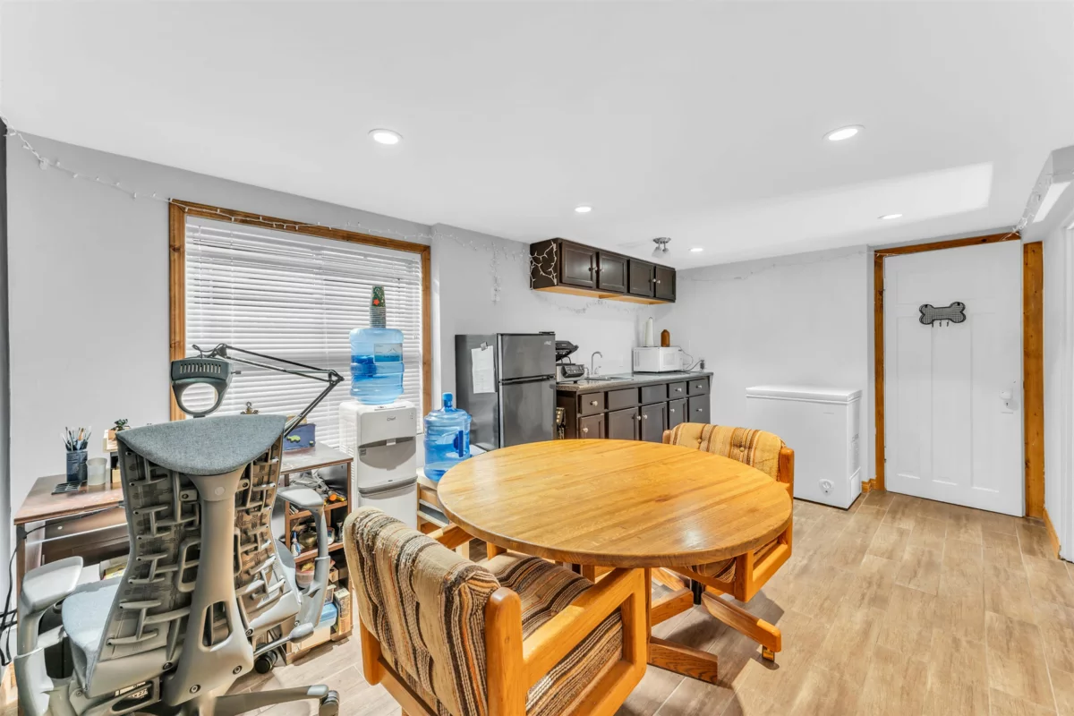 Outdoor Deck Photo of 4160 St. Catherines Street, Vancouver, BC