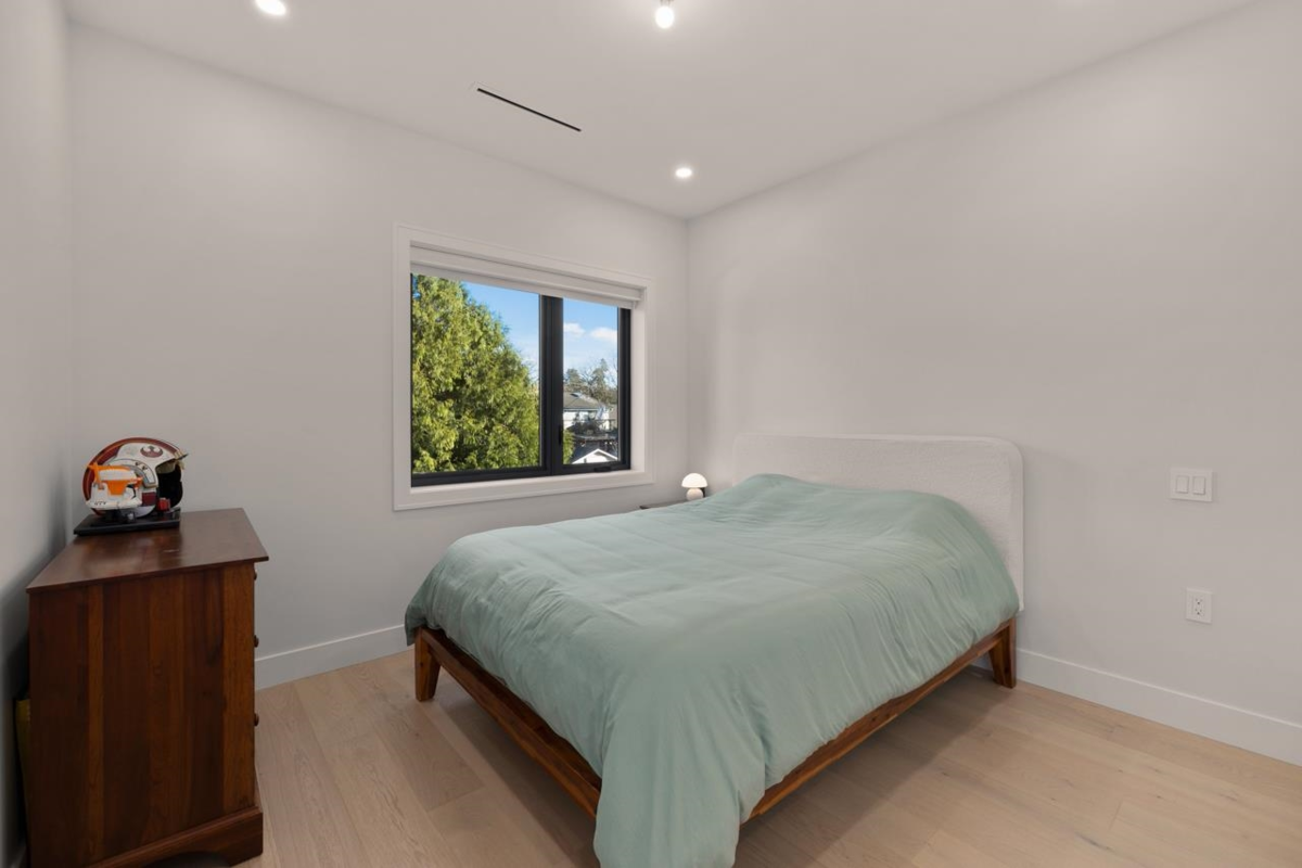 Hallway Photo of 6408 Vine Street, Vancouver, BC