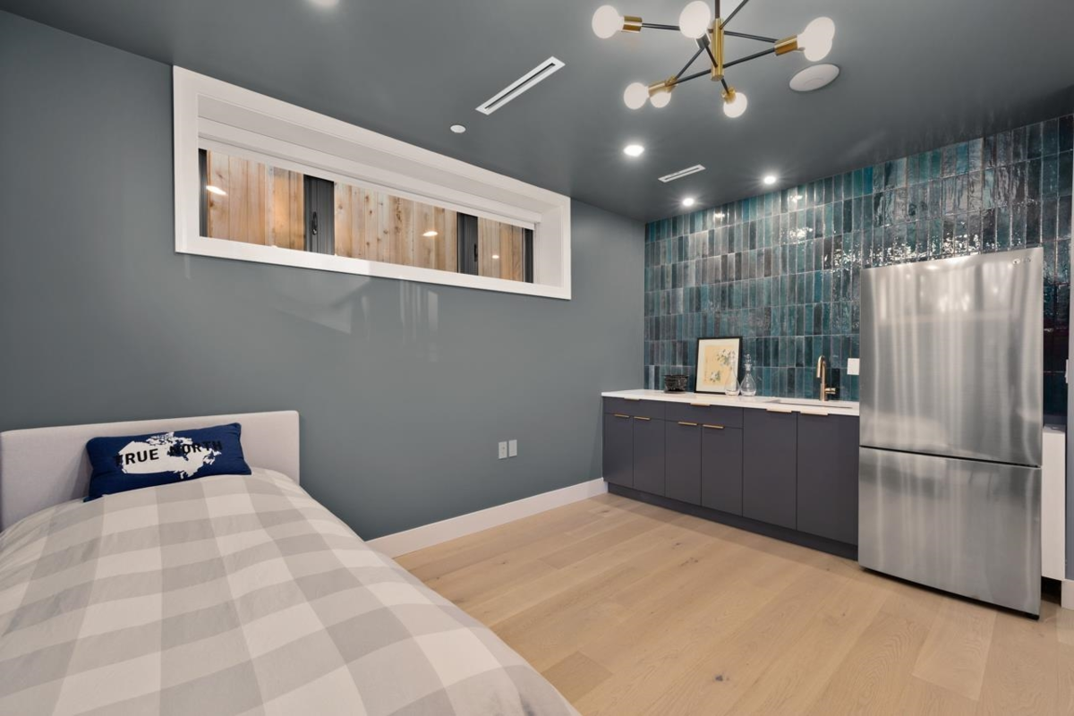 Swimming Pool Photo of 6408 Vine Street, Vancouver, BC