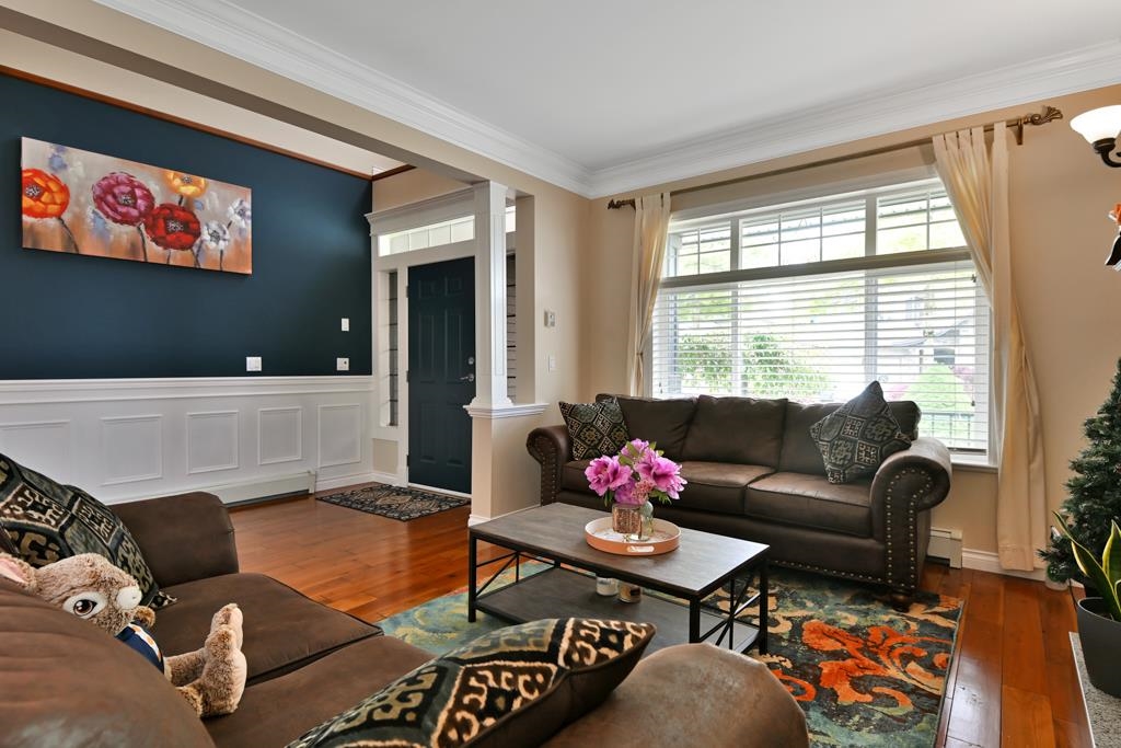 Family Room Photo of 2990 Whistle Drive, Abbotsford, BC