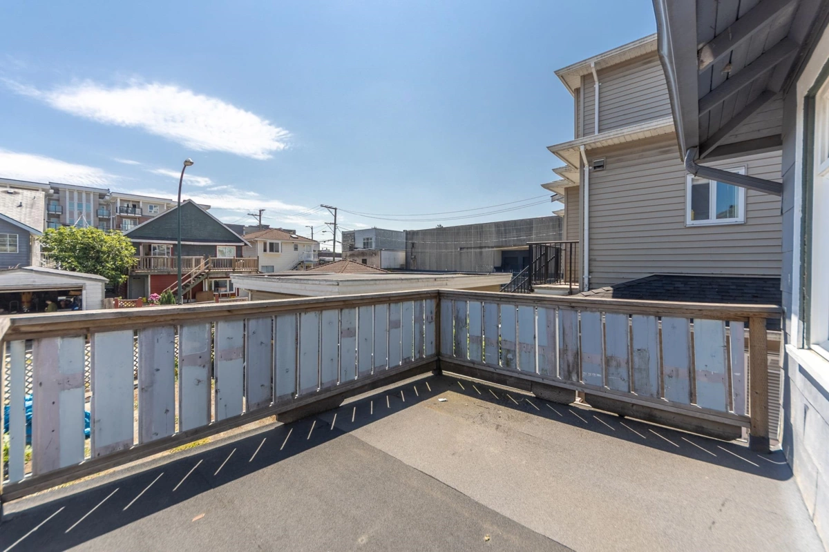 Kitchen Photo of 4836 Clarendon Street, Vancouver, BC
