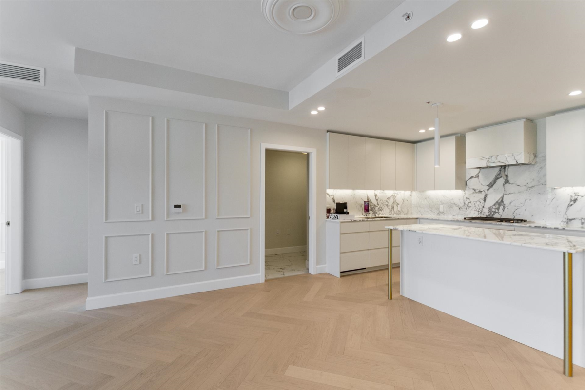 Dining Area Photo of 308 3668 W 10th Avenue, Vancouver, BC