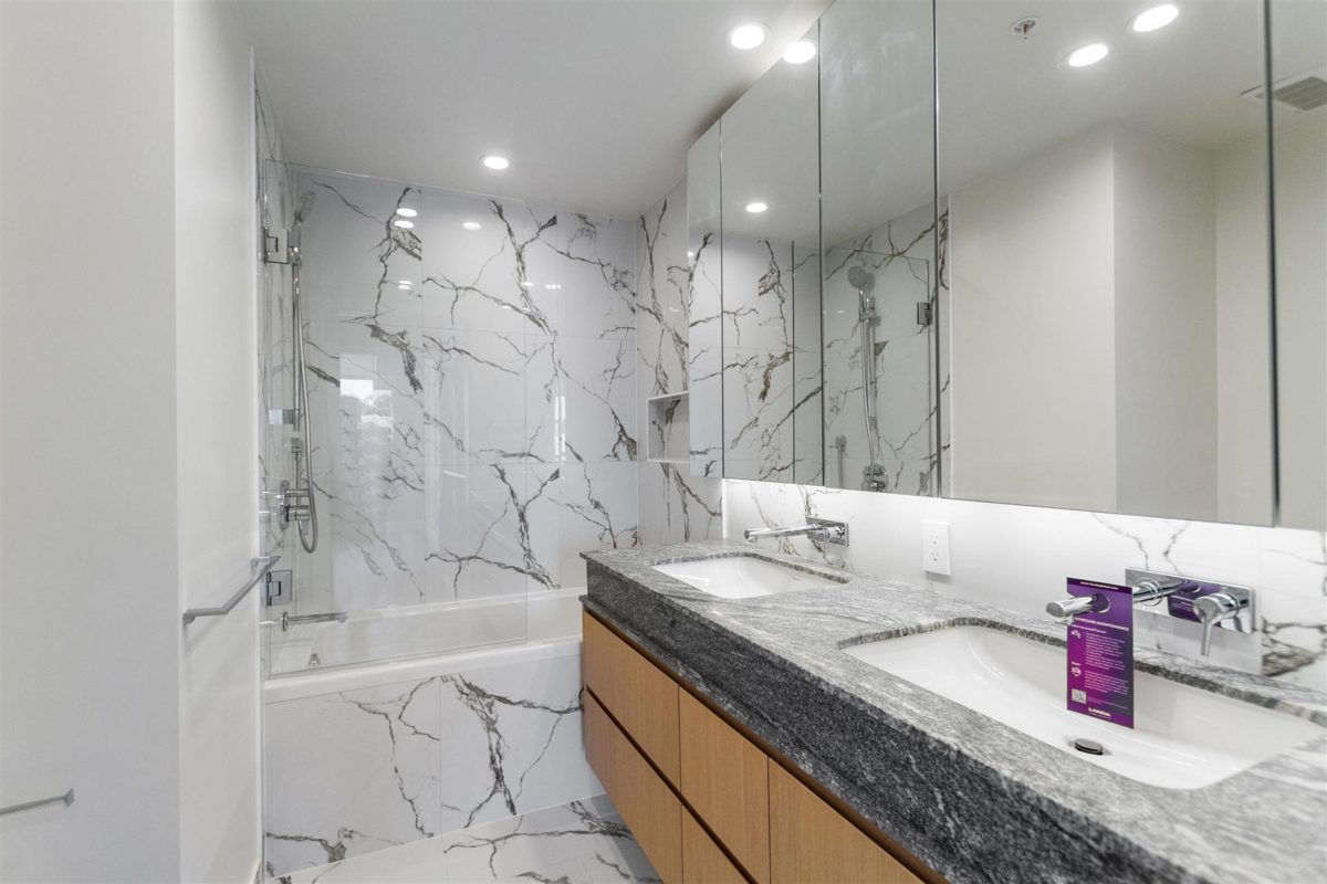 Walk-In Closet Photo of 308 3668 W 10th Avenue, Vancouver, BC