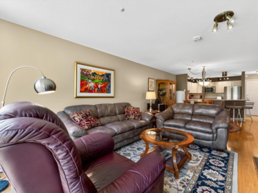201 68 Richmond Street, New Westminster, BC, New Westminster — Apartment/Condo for sale