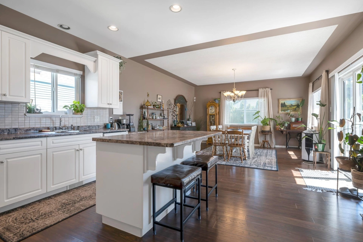Bedroom 2 Photo of 8412 Doerksen Drive, Mission, BC