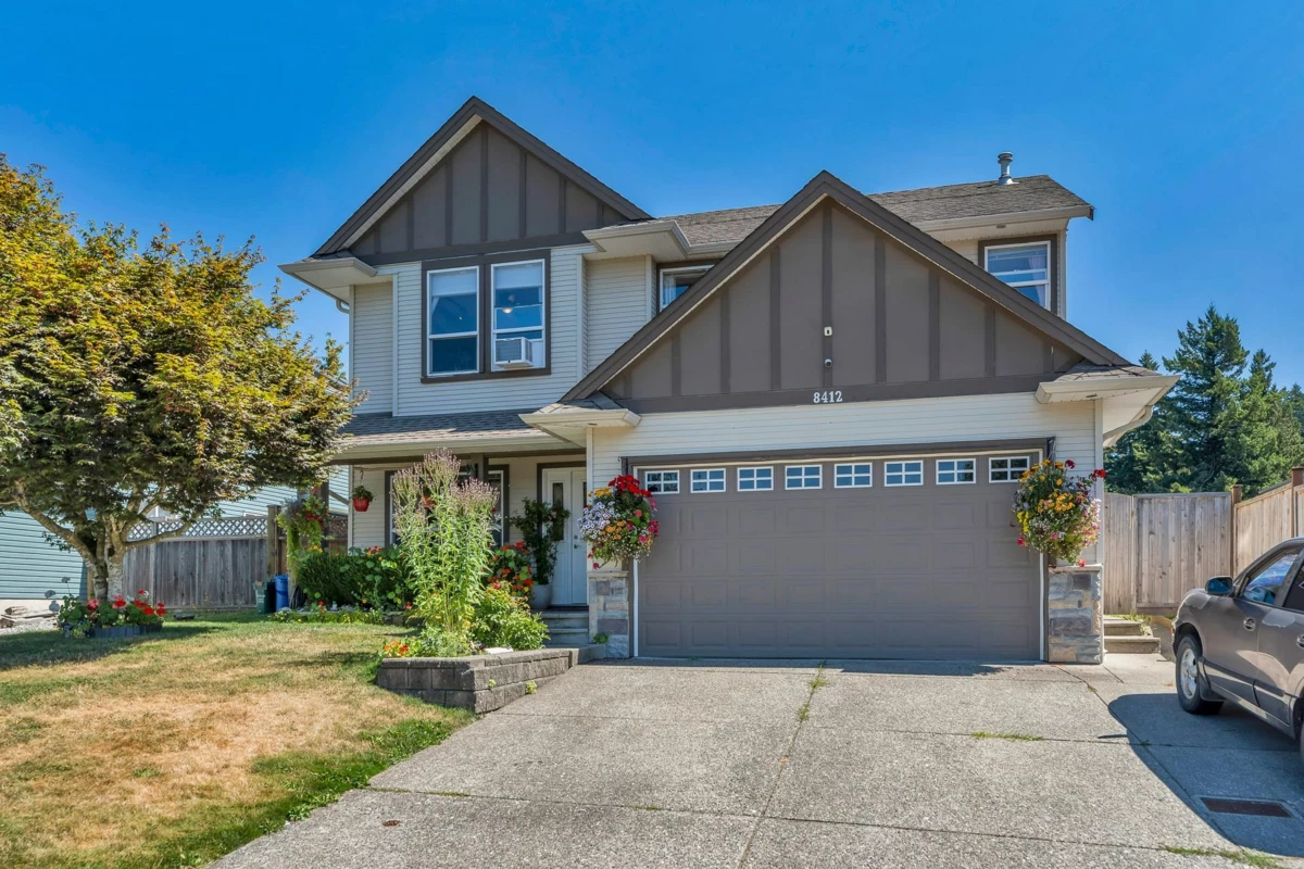 Exterior Front Photo of 8412 Doerksen Drive, Mission, BC