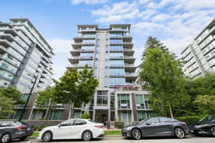 707 9080 University Crescent, Burnaby, BC, Burnaby — Apartment/Condo for sale