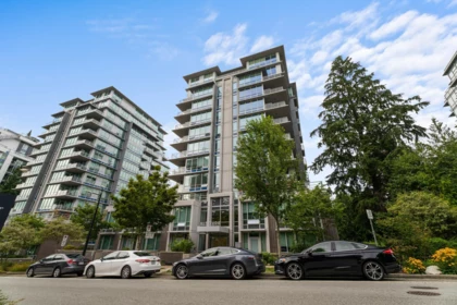 707 9080 University Crescent, Burnaby, BC, Burnaby — Apartment/Condo for sale