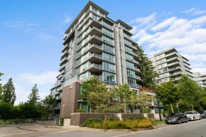 707 9080 University Crescent, Burnaby, BC, Burnaby — Apartment/Condo for sale