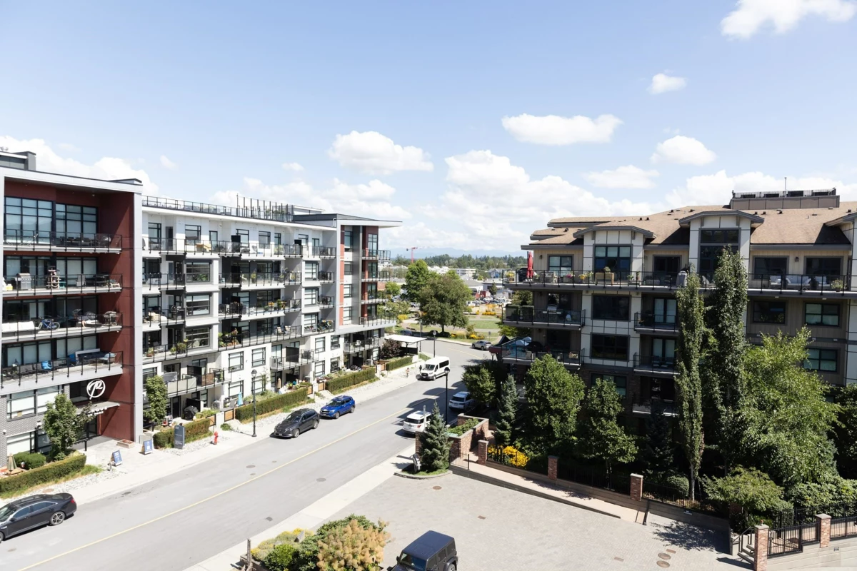 Fitness Center Photo Near 502 20416 Park Avenue, Langley, BC