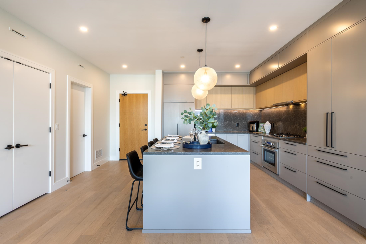 Guest Bathroom Photo of 502 20416 Park Avenue, Langley, BC