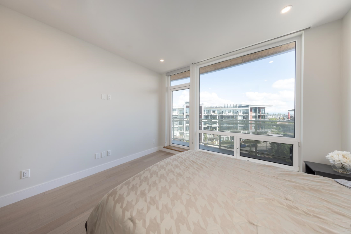 Outdoor Patio Photo of 502 20416 Park Avenue, Langley, BC