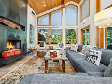 2341 Gondola Way, Whistler, BC, Whistler — Single Family Residence for sale