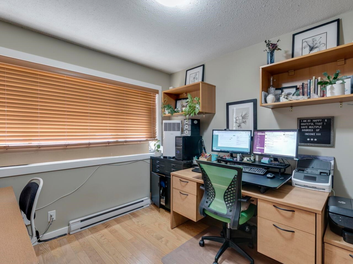 Garage Interior Photo of 2111 Mamquam Road, Squamish, BC
