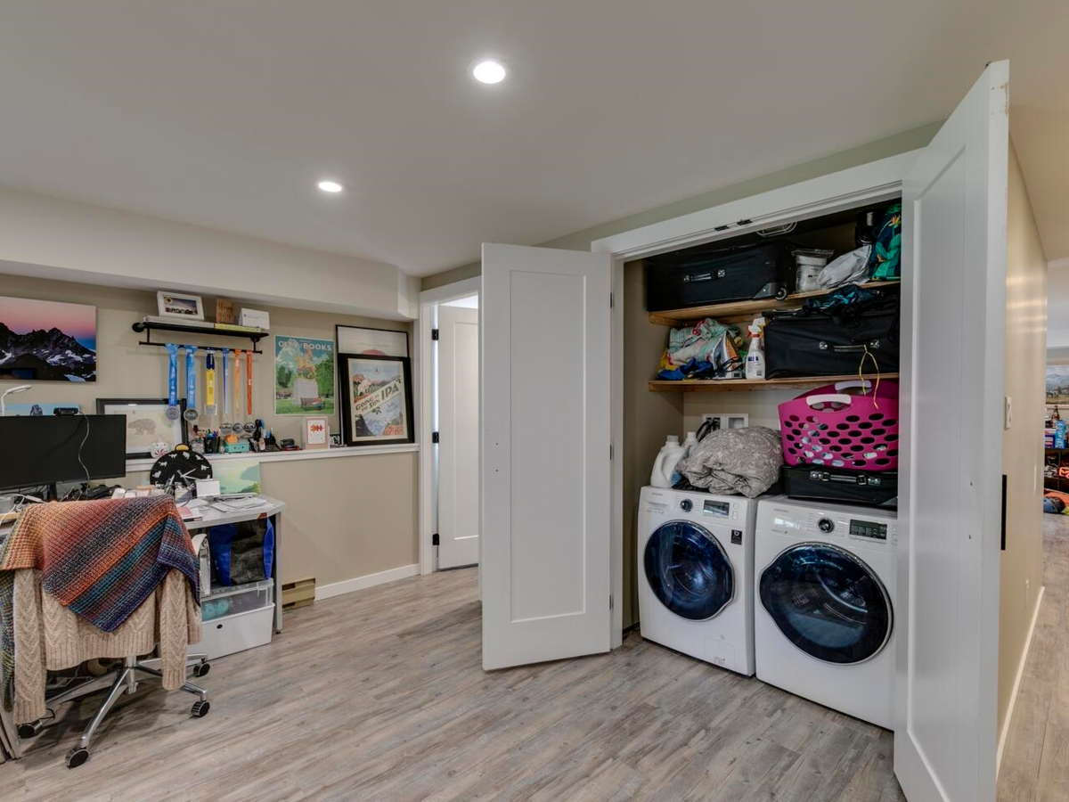 Garden / Landscaping Photo of 2111 Mamquam Road, Squamish, BC