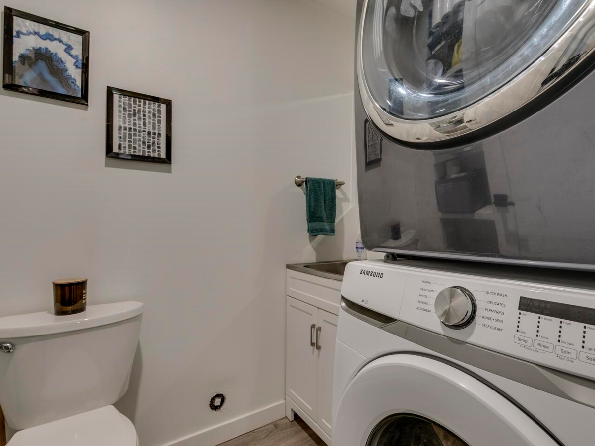 Outdoor Patio Photo of 2111 Mamquam Road, Squamish, BC