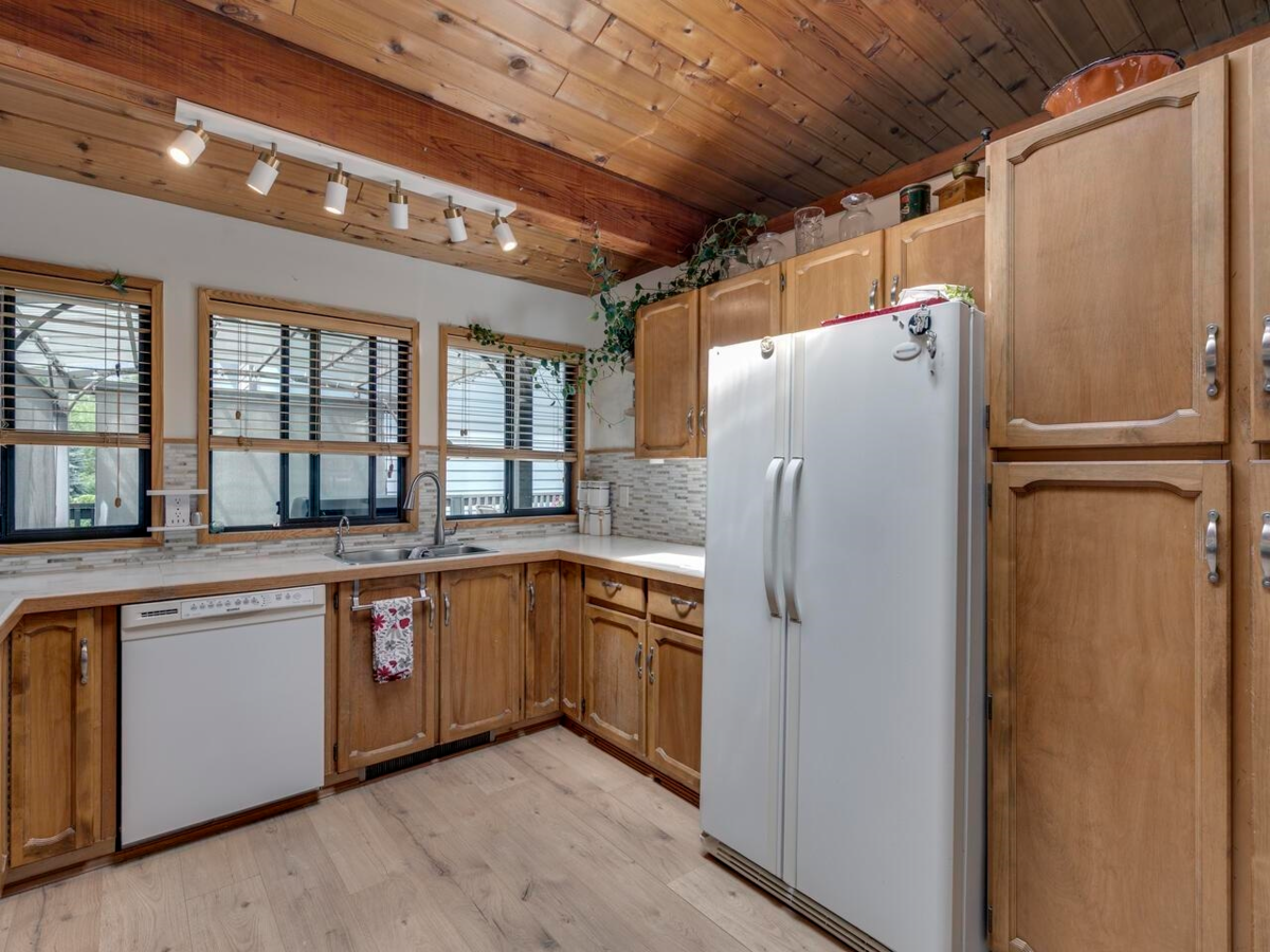 Primary Bedroom Photo of 2111 Mamquam Road, Squamish, BC