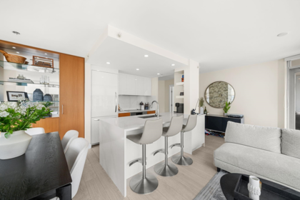 1501 193 Aquarius Mews, Vancouver, BC, Vancouver — Apartment/Condo for sale