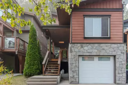49 40137 Government Road, Squamish, BC, Squamish — Single Family Residence for sale