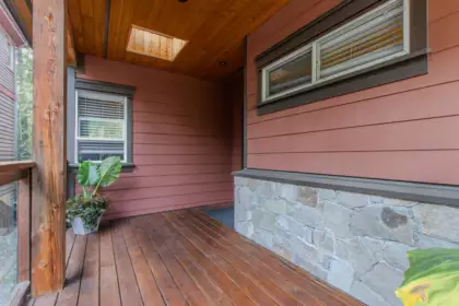 49 40137 Government Road, Squamish, BC, Squamish — Single Family Residence for sale