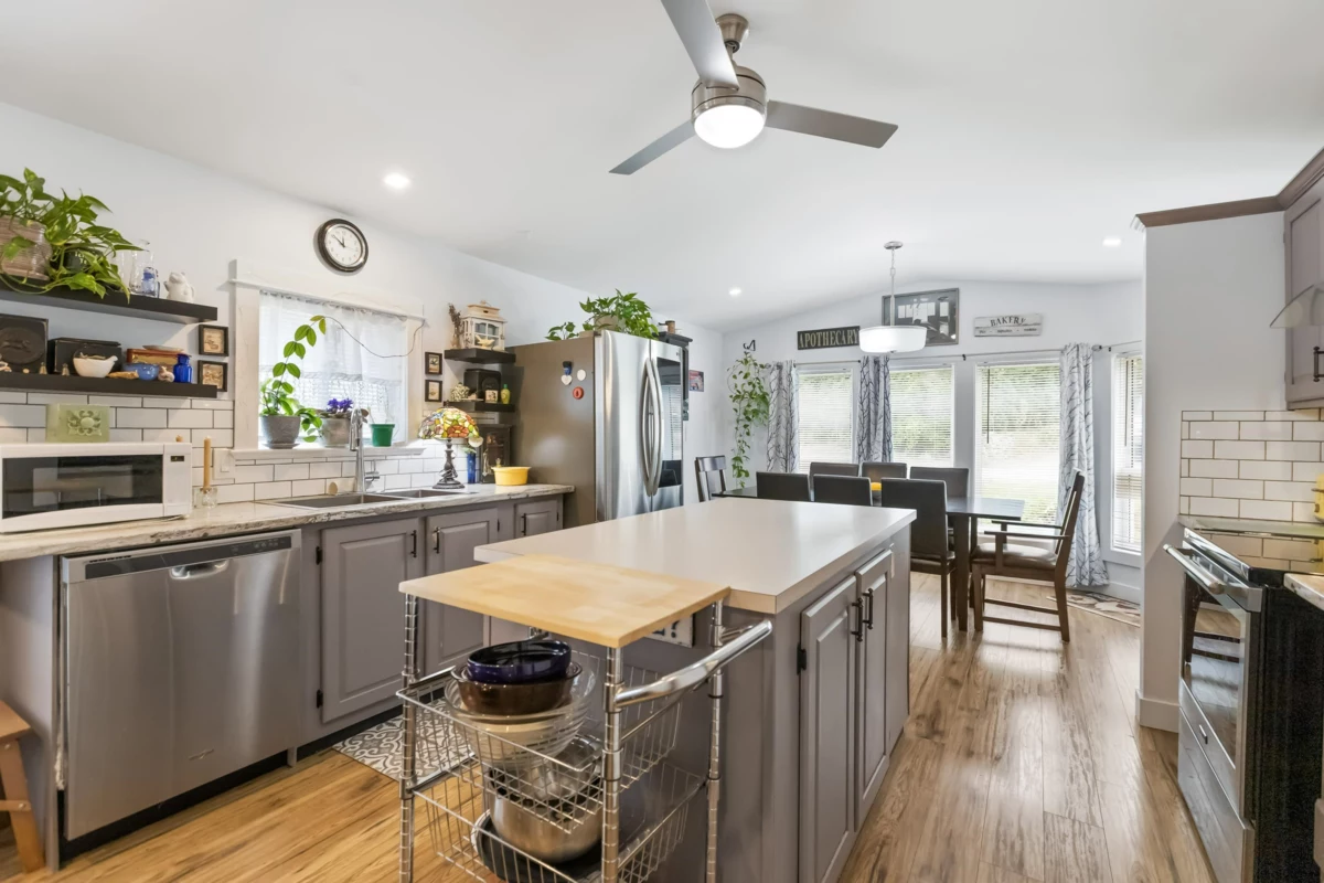 Guest Bathroom Photo of 111 43201 Lougheed Highway, Mission, BC