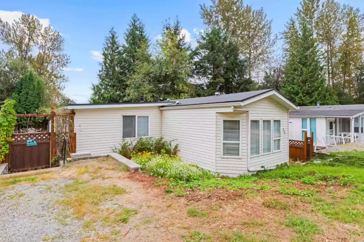Outdoor Kitchen Photo of 111 43201 Lougheed Highway, Mission, BC