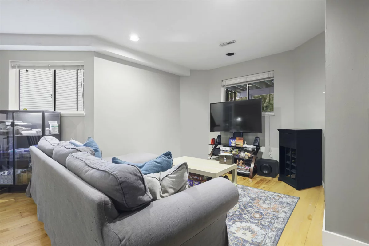 Entry Foyer Photo of 119 Aspenwood Drive, Port Moody, BC