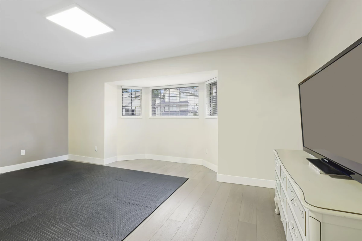 Garden / Landscaping Photo of 119 Aspenwood Drive, Port Moody, BC