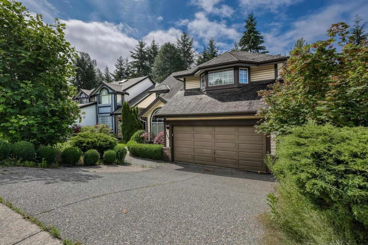 Living Room Photo of 119 Aspenwood Drive, Port Moody, BC