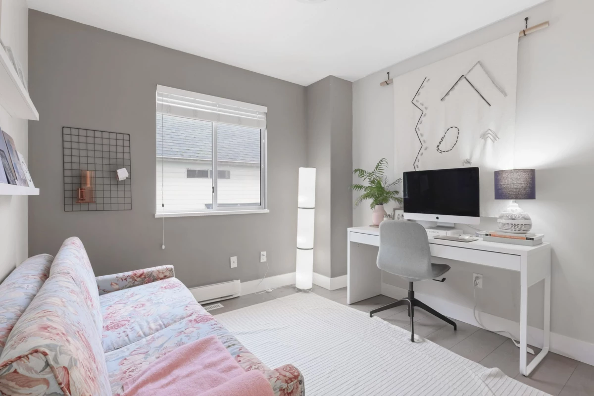 Walk-In Closet Photo of 119 Aspenwood Drive, Port Moody, BC