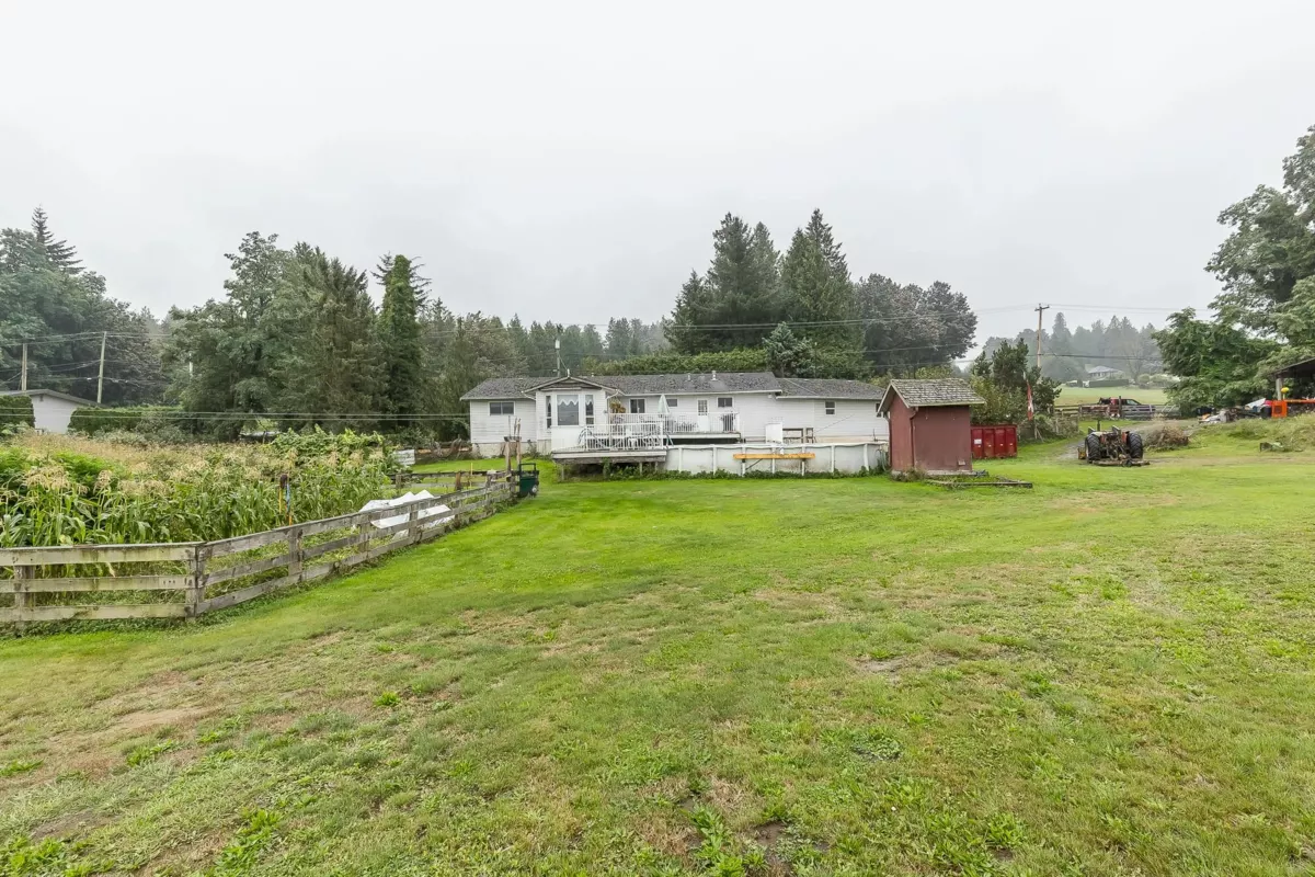 Walk-In Closet Photo of 31211 Olund Road, Abbotsford, BC