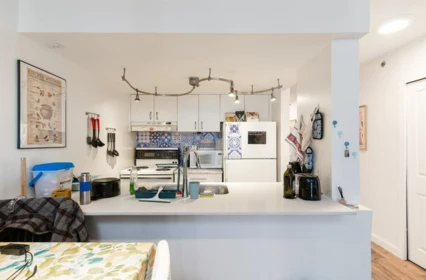 Laundry Room Photo of 1004 789 Drake Street, Vancouver, BC