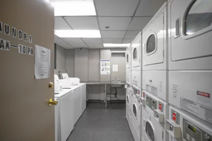 Walk-In Closet Photo of 1004 789 Drake Street, Vancouver, BC