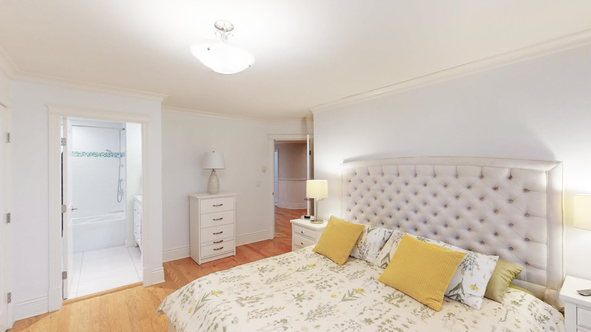 Backyard Photo of 1121 Cypress Street, White Rock, BC