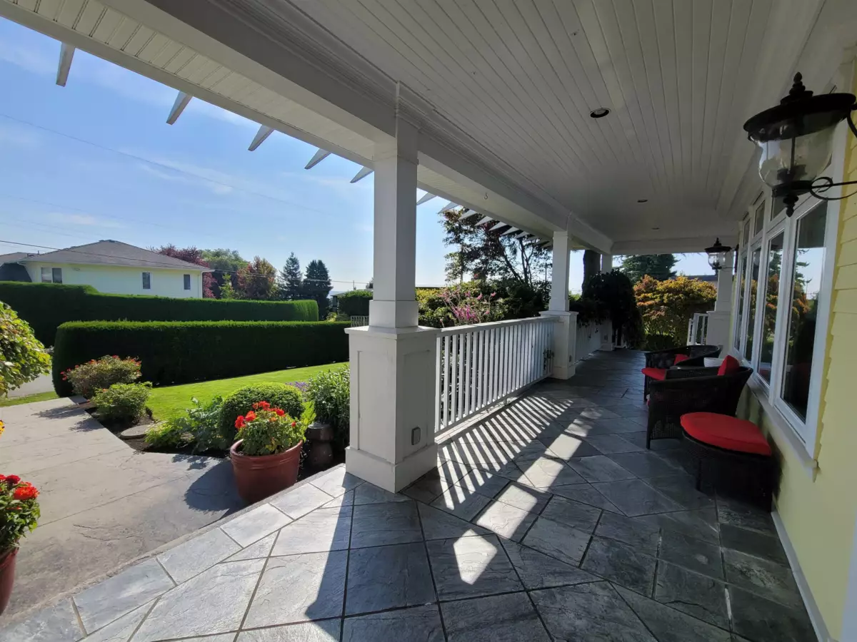 Fitness Center Photo Near 1121 Cypress Street, White Rock, BC