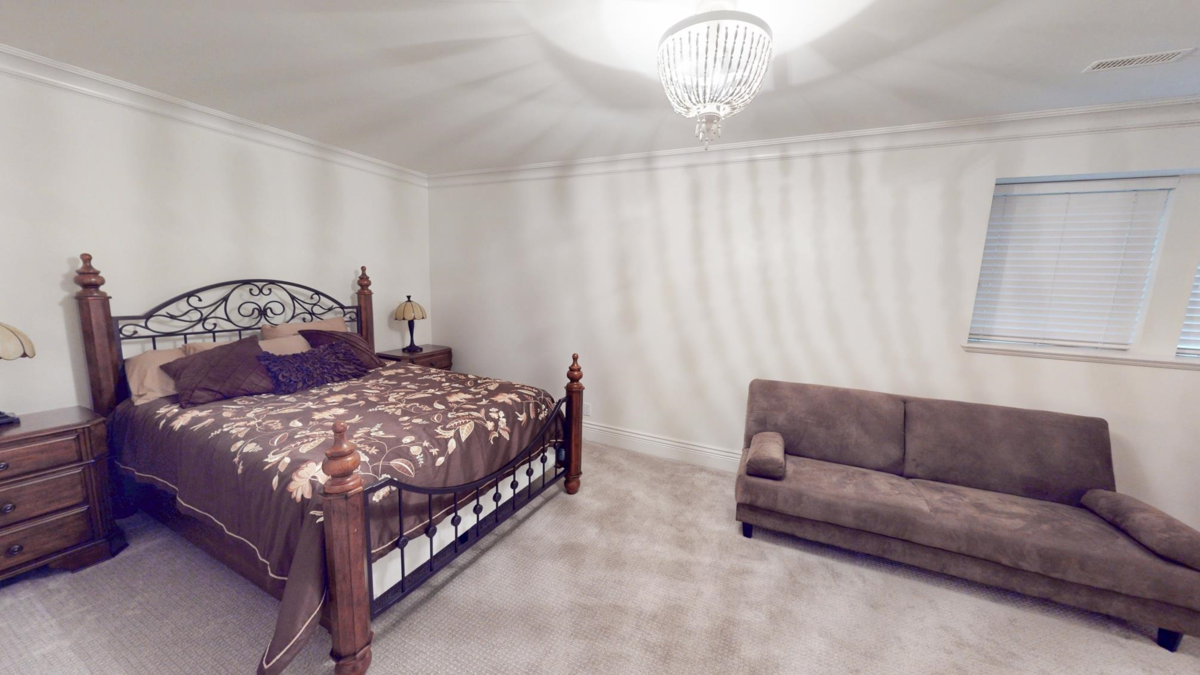 Hot Tub / Spa Photo of 1121 Cypress Street, White Rock, BC