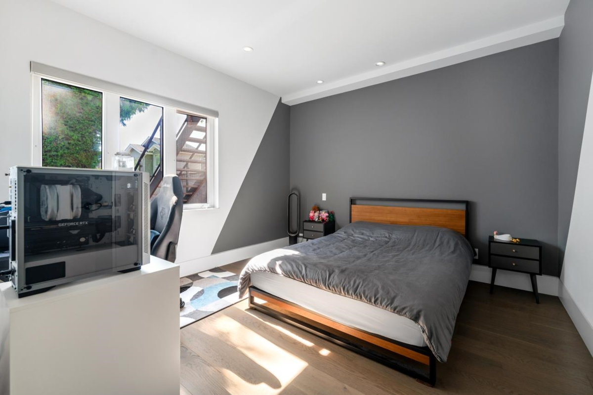 Entry Foyer Photo of 4380 Lancelot Drive, Richmond, BC