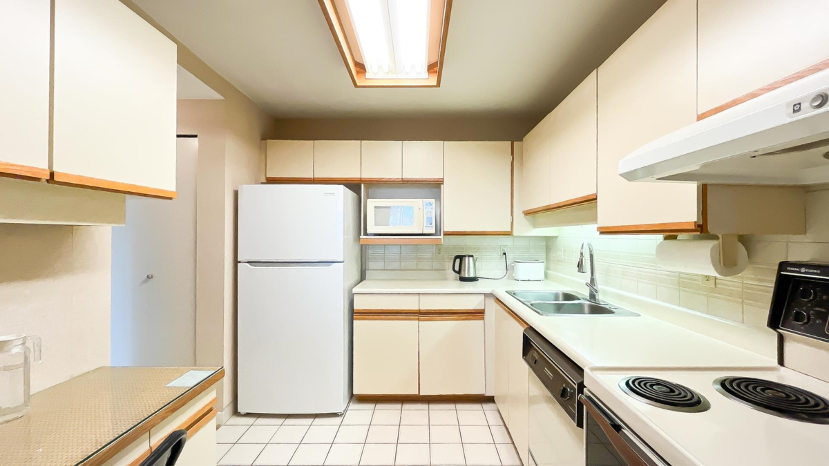 Breakfast Nook Photo of 1204 5790 Patterson Avenue, Burnaby, BC