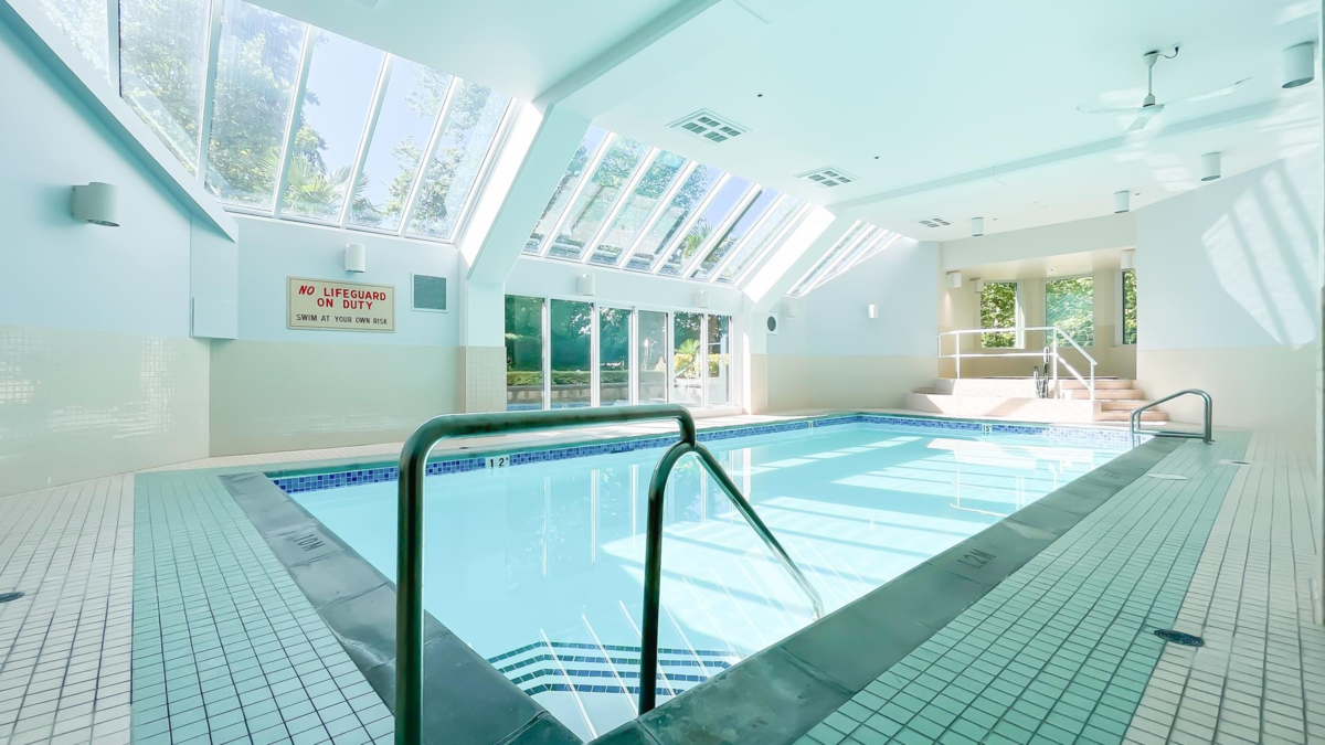 Hallway Photo of 1204 5790 Patterson Avenue, Burnaby, BC