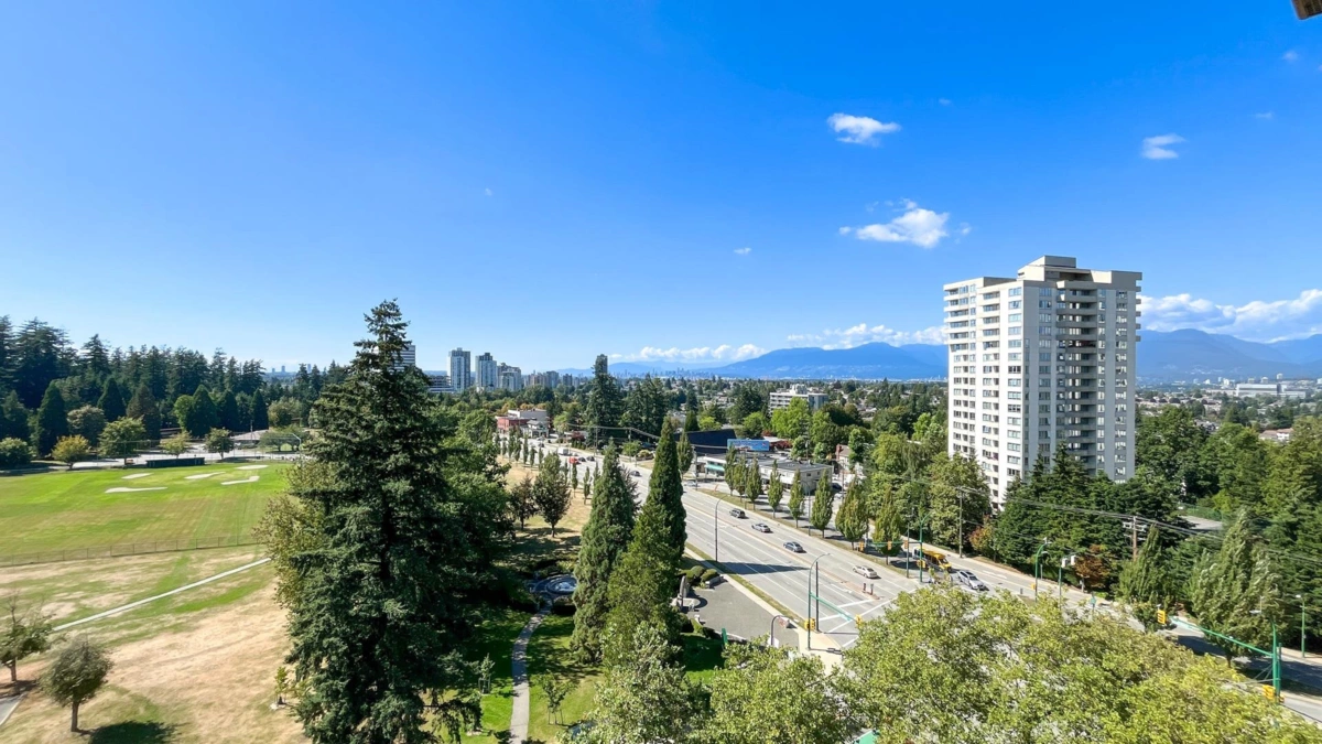 Outdoor Patio Photo of 1204 5790 Patterson Avenue, Burnaby, BC