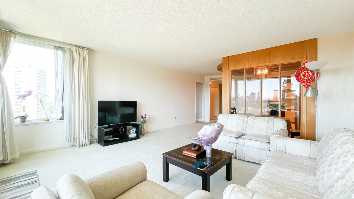 Pantry Photo of 1204 5790 Patterson Avenue, Burnaby, BC