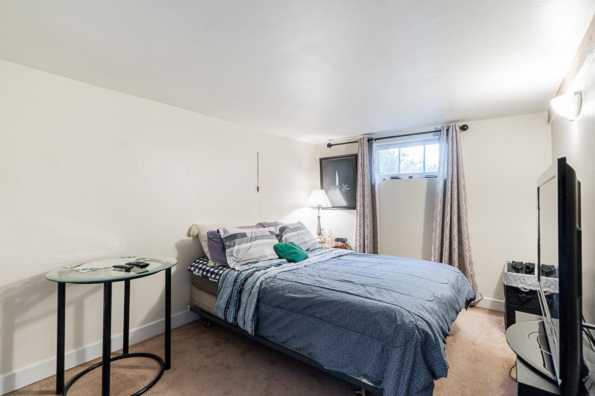 Garden / Landscaping Photo of 349-351 Cumberland Street, New Westminster, BC