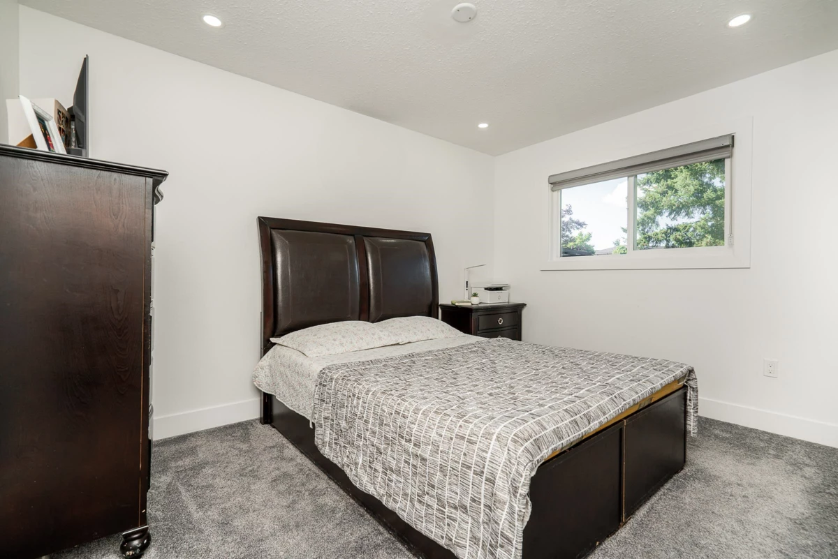 Bedroom 4 Photo of 17233 60 Avenue, Surrey, BC